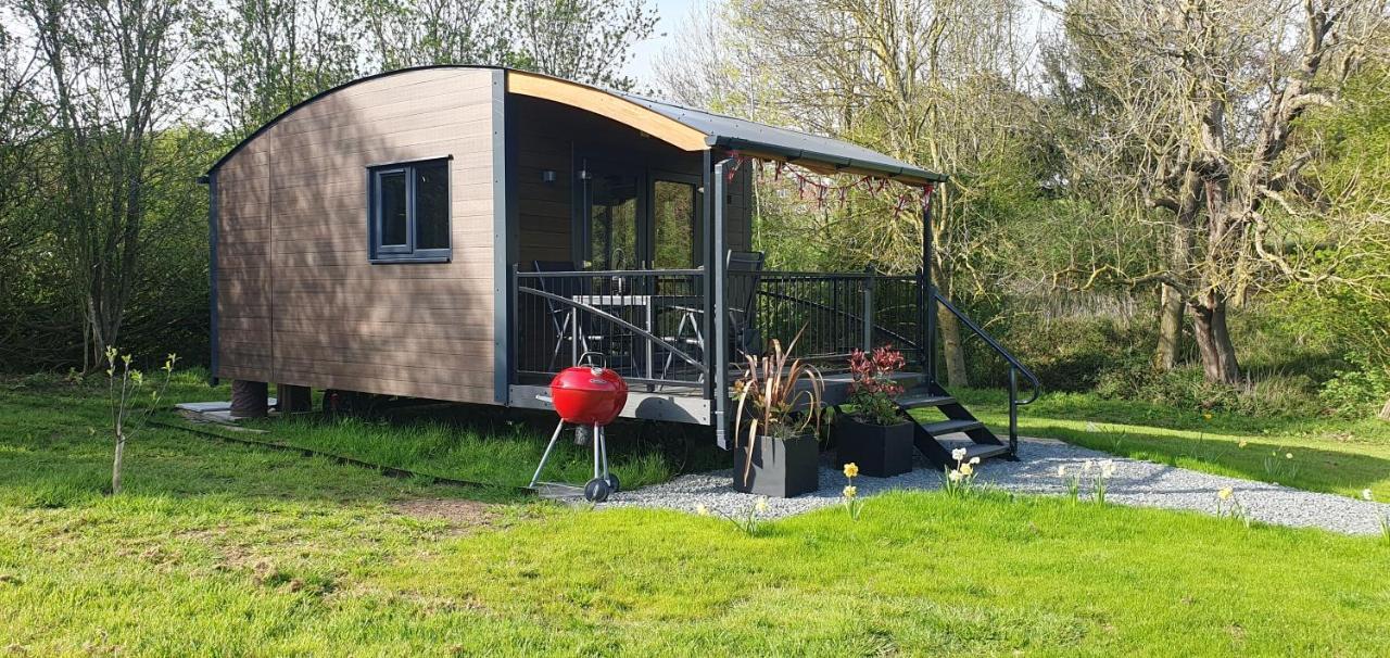 Peppercorn Pod At Beck House Glamping 호텔 Salmonby 외부 사진