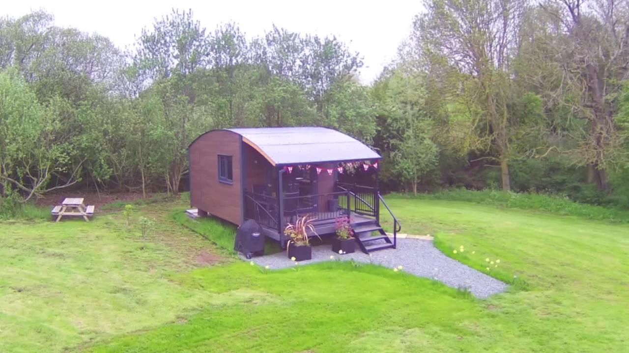 Peppercorn Pod At Beck House Glamping 호텔 Salmonby 외부 사진