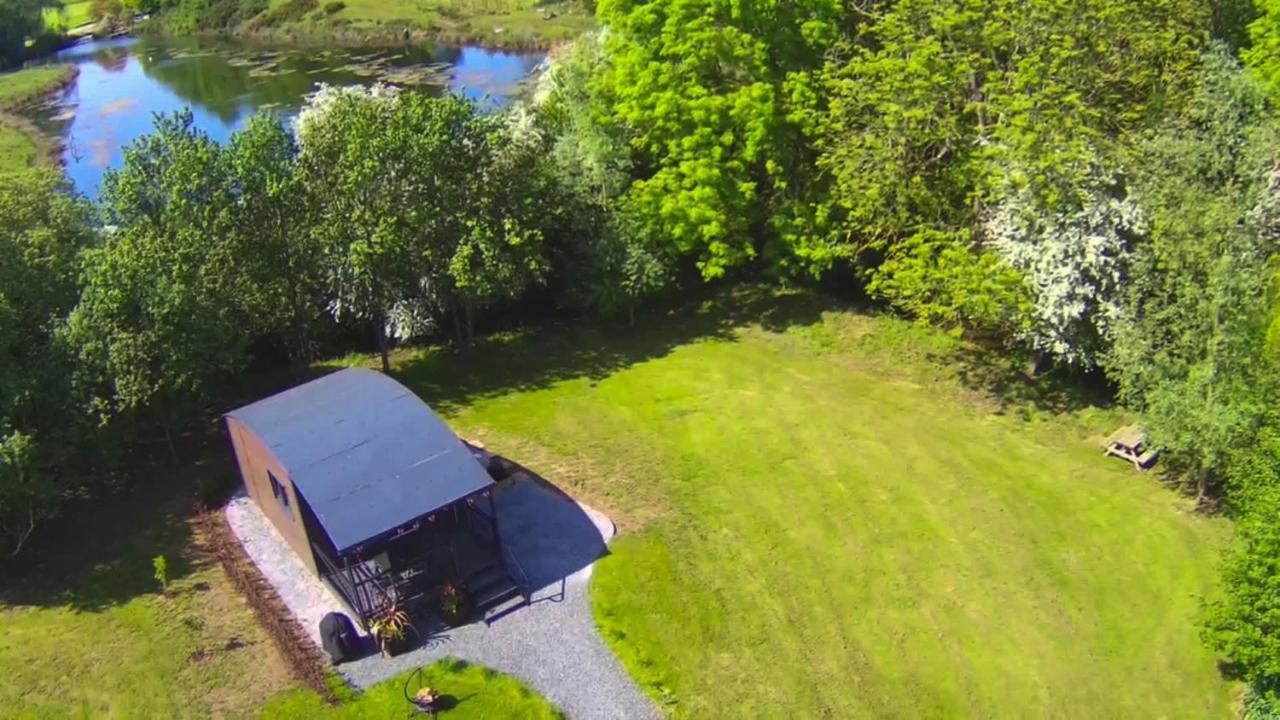 Peppercorn Pod At Beck House Glamping 호텔 Salmonby 외부 사진