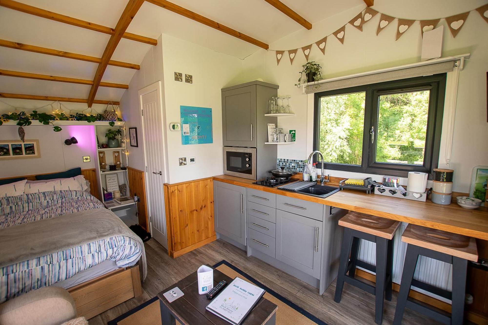 Peppercorn Pod At Beck House Glamping 호텔 Salmonby 외부 사진